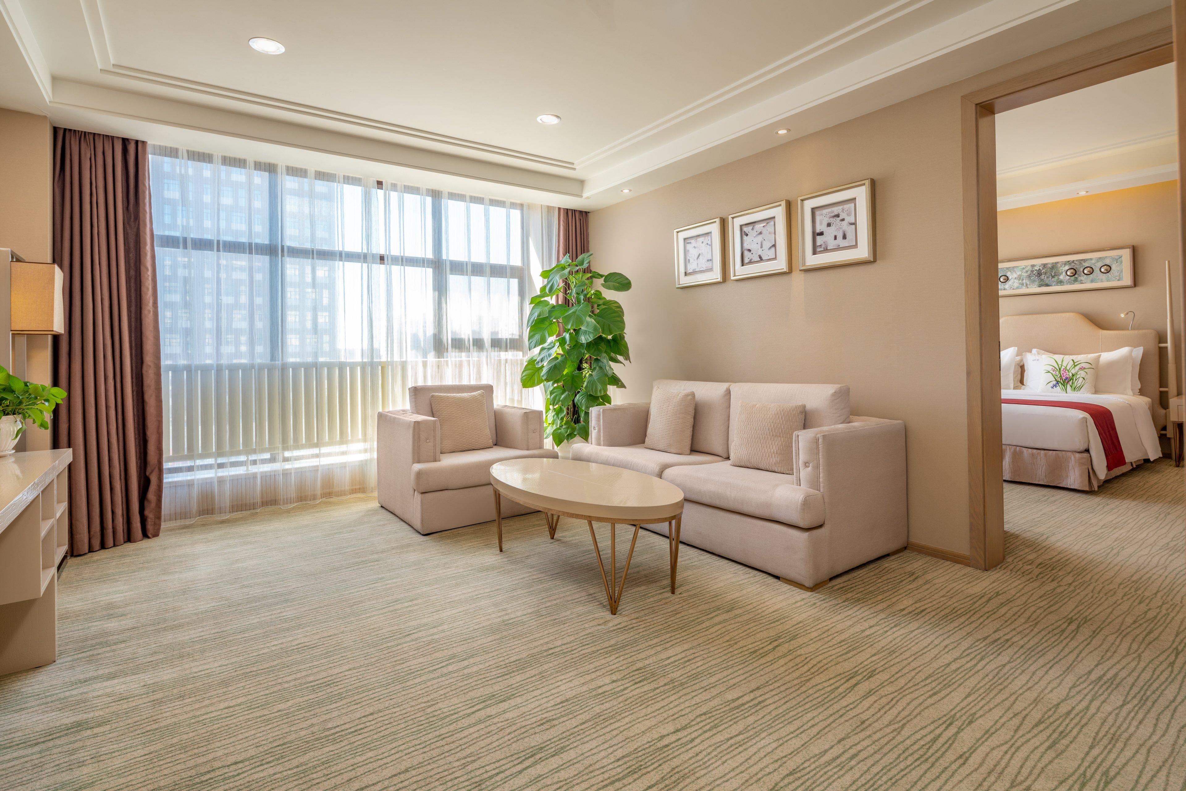 Holiday Inn & Suites Hulunbuir, An Ihg Hotel Экстерьер фото
