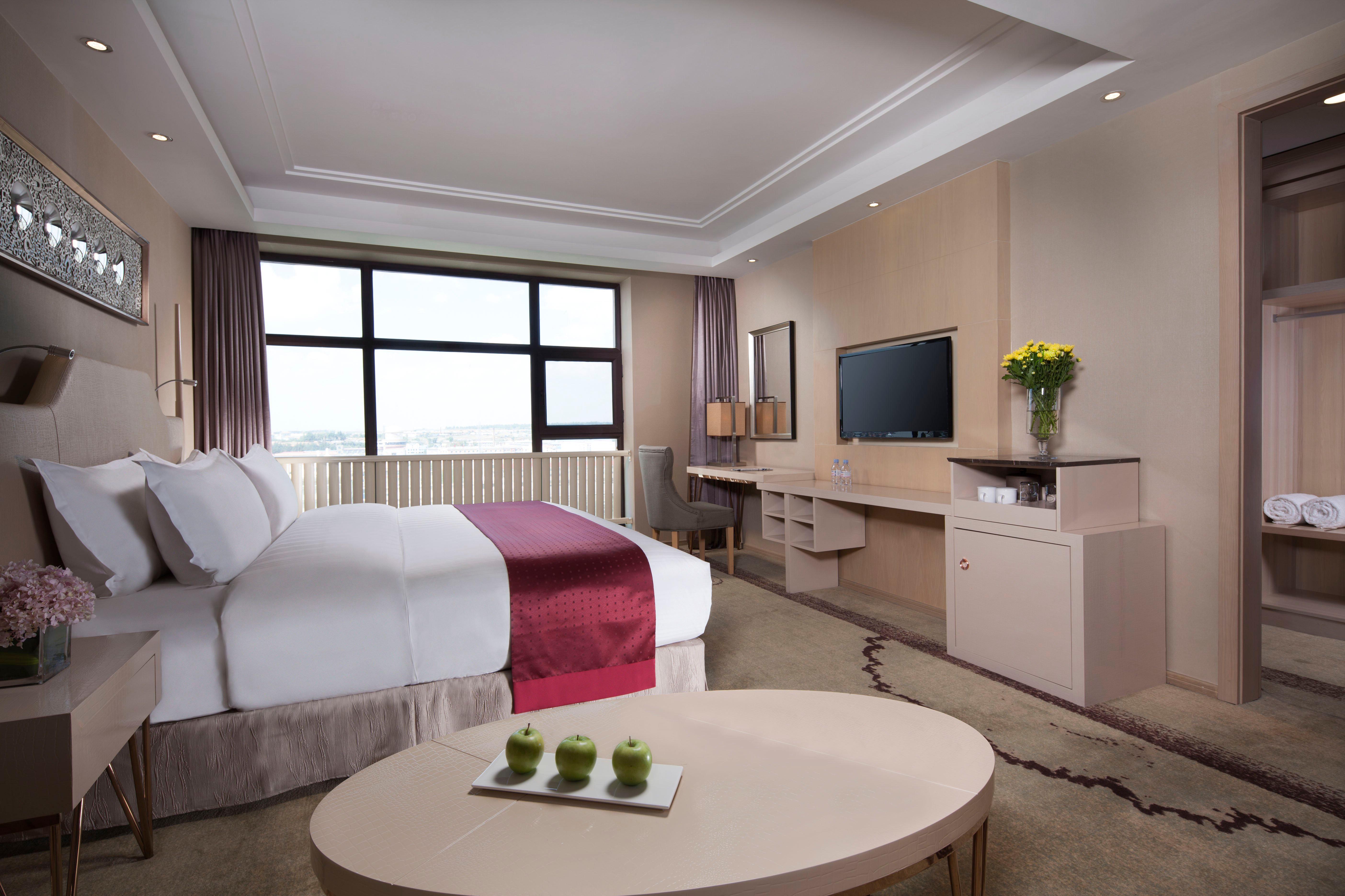 Holiday Inn & Suites Hulunbuir, An Ihg Hotel Экстерьер фото